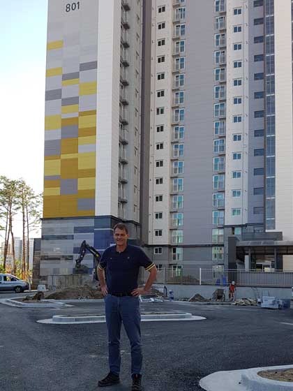 Den svenska truppen delar boende med Sydkorea i hus 801 vid isbyn i Gangneung. Foto: SOK